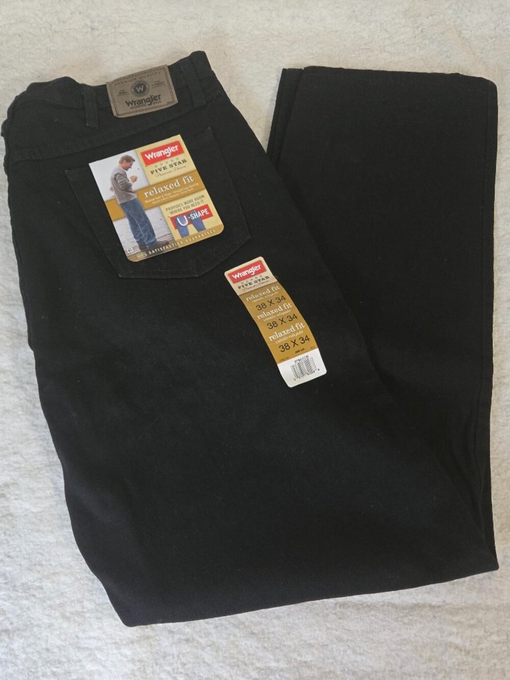 New Wrangler Mens Jeans 38x34 Relaxed Fit Jeans U Shape Premium Denim Black Pant